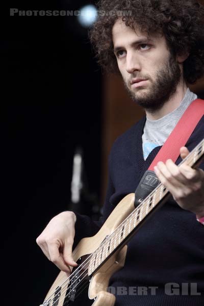 TUMI AND THE VOLUME - 2010-06-21 - VINCENNES - Chateau de Vincennes - 